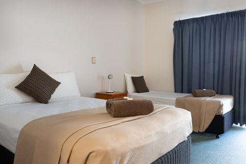 Accommodation On Denham - Gold Coast 4U 0