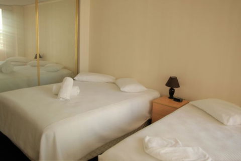 Accommodation Sydney - Kent Street - Gold Coast 4U 1