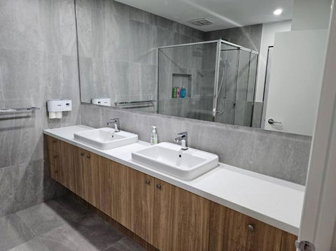 E 4 Room Retreat Family Friendly - Accommodation Gold Coast 1