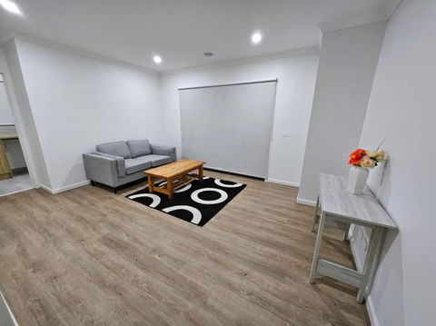 E 4 Room Retreat Family Friendly - Accommodation Gold Coast 3