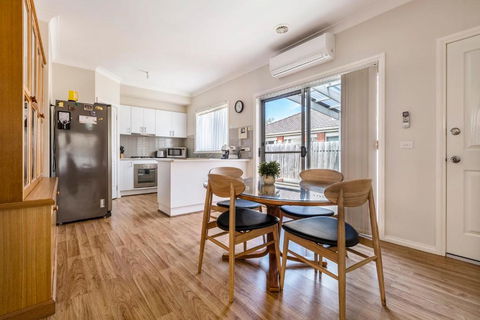 Discover Your Perfect Getaway In Laverton - Accommodation Gold Coast 2