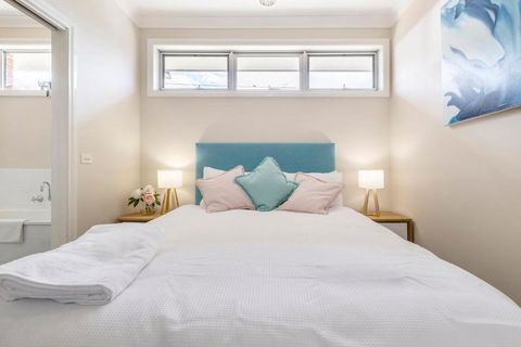 Discover Your Perfect Getaway In Laverton - Accommodation Gold Coast 4