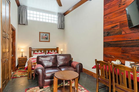 Eagle Foundry Bed & Breakfast - Accommodation Gold Coast 4