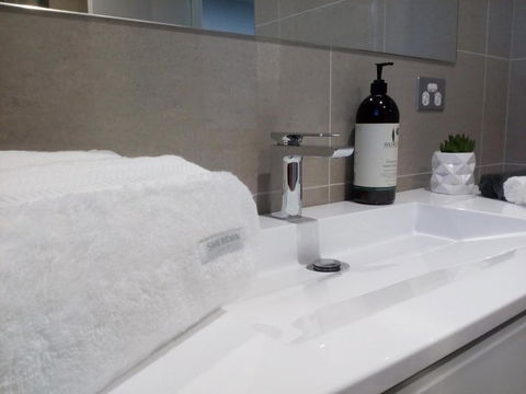 East 34 - Accommodation Gold Coast 2