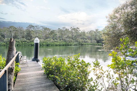 East Hills Waterfront Bliss - Accommodation Gold Coast 0