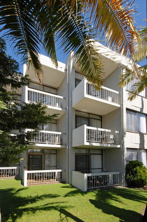 East Port Motor Inn - Accommodation Gold Coast 2