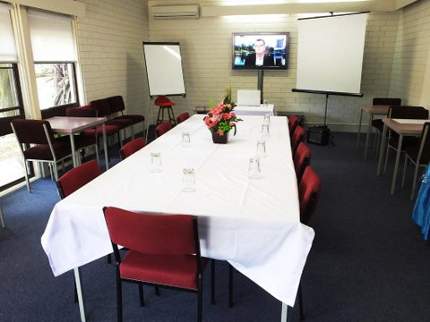 Edinburgh Motor Inn - Accommodation Gold Coast 4