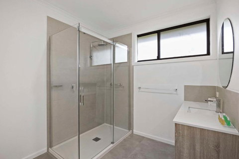 Econo Lodge Lilydale - 1 Gold Coast 3