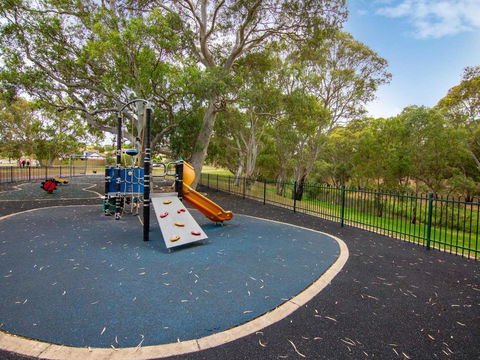 Echo Holiday Parks - Windsor Gardens - Accommodation Gold Coast 2