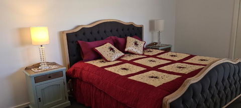 ENGEDI - Accommodation Gold Coast 3
