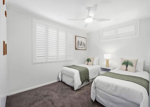 Ernora Court - Gold Coast 4U 4