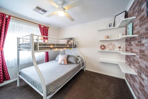 Escape To Adelaide Hills - Gold Coast 4U 1