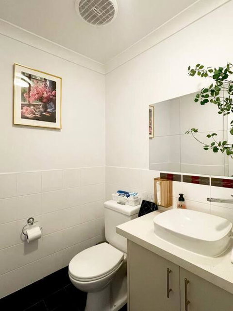 Equitice Autumn Moonlight Villa - Accommodation Gold Coast 3