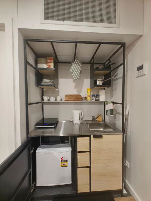 Entire Studio Apartment - Self Check-in - Accommodation Gold Coast 3