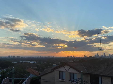 Fab Penthouse Near Bondi / Bronte, Shops & Bars - Accommodation Gold Coast 2