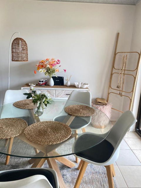 Fabulous Canal-front Unit In Mooloolaba - Accommodation Gold Coast 4