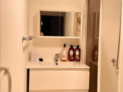 Fairy Land In Central Coast W Jacuzzi Round Pool Table Slide Bunk Bed - Accommodation Gold Coast 3