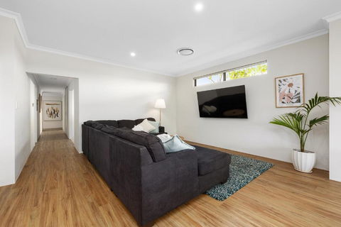 Family Friendly Close 2 Airport, Optus, Crown & City - Gold Coast 4U 2