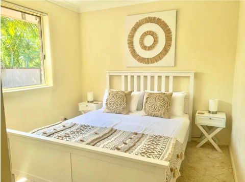 FantaSea - Accommodation Gold Coast 3