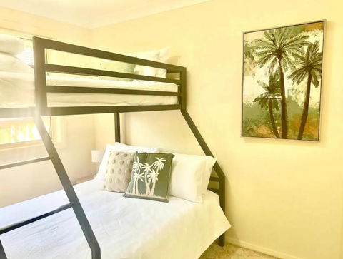 FantaSea - Accommodation Gold Coast 4