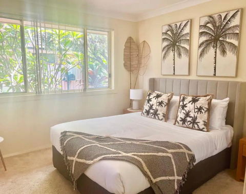 FantaSea - Accommodation Gold Coast 0