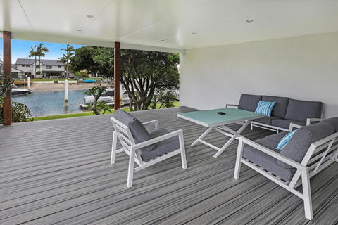 Fantastic Buddina Duplex - Accommodation Gold Coast 1