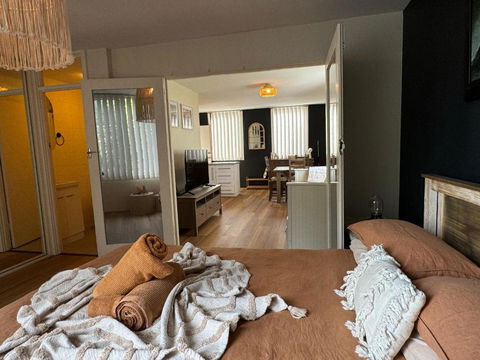 FORR64 - Cosy East Perth Retreat - Accommodation Gold Coast 3