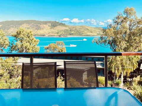 Family Island Dream Escape At Compass Point 10 Hamilton Island, 3BR Villa With Buggy - Accommodation Gold Coast 1