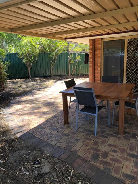 Glenelg Street - Gold Coast 4U 3