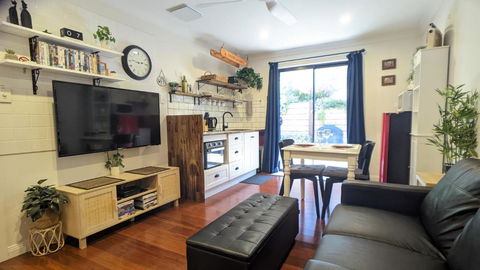 Frostwood House - Gold Coast 4U 0