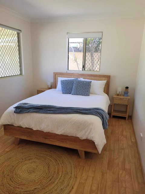 G&R Beach Cottage - Gold Coast 4U 1