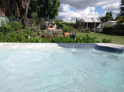 Garden Of Eden Boutique Cottage And Spa - 1 Gold Coast 1