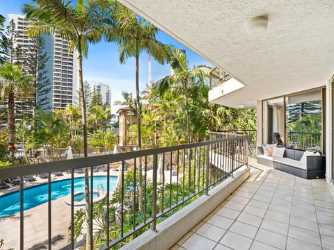 Genesis - Private Apartments - Accommodation Gold Coast 2