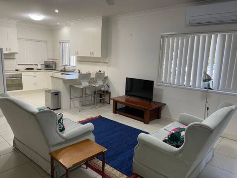 Georgina Townhouse - Accommodation Gold Coast 1