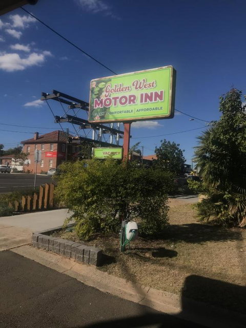 Golden West Motor Inn - Accommodation Gold Coast 0