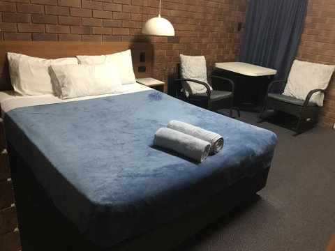 Golden West Motor Inn - Accommodation Gold Coast 2