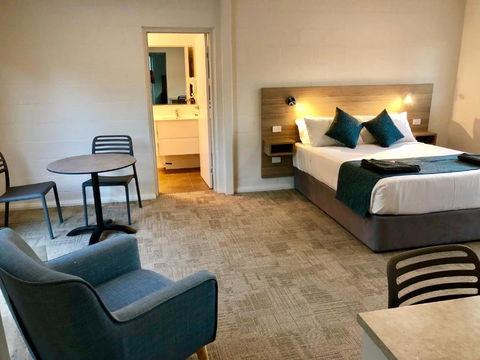 Gundagai Tourist Suites - Accommodation Gold Coast 2
