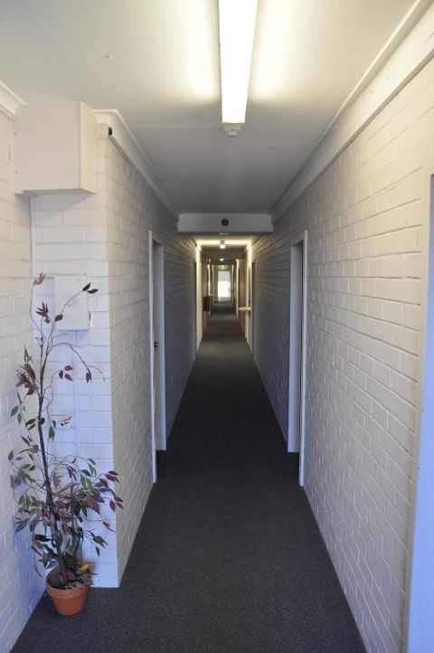 H & D Apartments - Accommodation Gold Coast 2