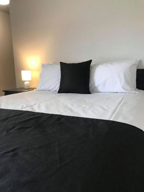 Guiding Star Motel & Hotel - Accommodation Gold Coast 1