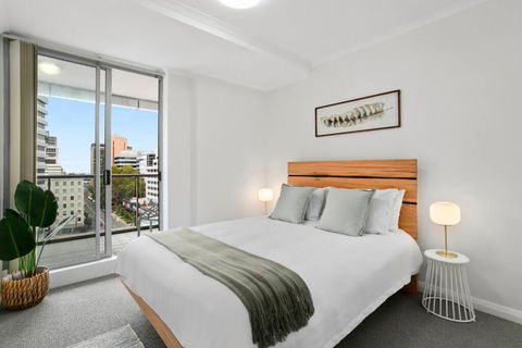 HELP1 - Chatswood Charm Central Apartment Near Station - Accommodation Gold Coast 2