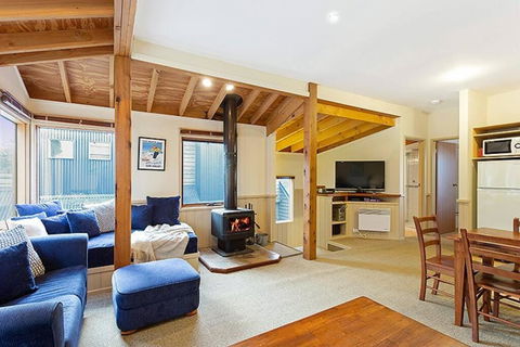 HAY SHED Chalet, Alpine-getaways - Accommodation Gold Coast 3