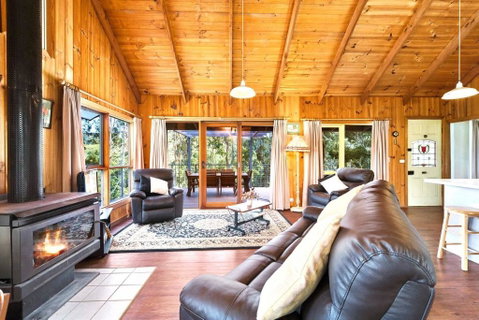 HILLSIDE HOUSE - Accommodation Gold Coast 3