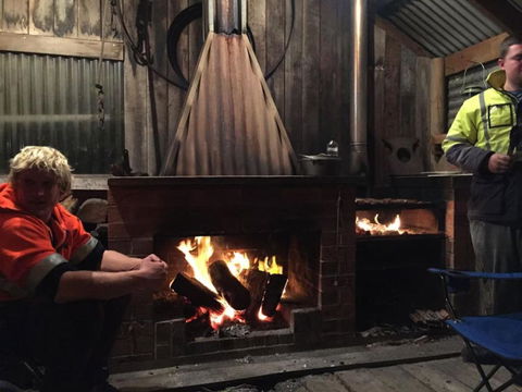 Hilltop Retreat, Water Views - 1 Gold Coast 3