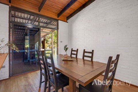 Historical Cottage In The Hills - Gold Coast 4U 1