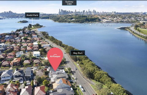 Henley Haven Private BBQ Terrace - Gold Coast 4U 0