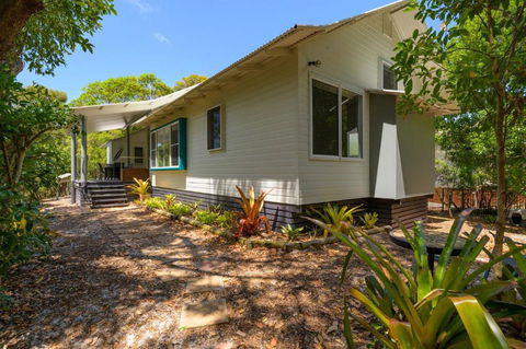 Ibis 15 - Accommodation Gold Coast 0