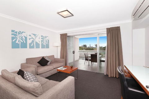 Hotel Chino - Gold Coast 4U 3