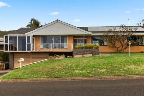 Home Offers Stunning Views - 1 Gold Coast 1
