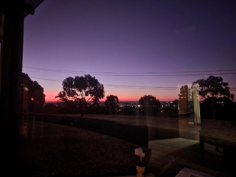 Home Offers Stunning Views - 1 Gold Coast 2