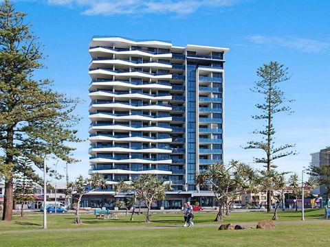 Iconic Apartments 704 - Accommodation Gold Coast 2